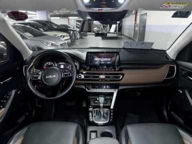 Купить Kia Seltos, 1.6, 2022 года с пробегом, цена 2150000 руб., id 20991