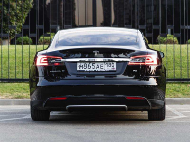 Купить Tesla Model S, 3.6, 2016 года с пробегом, цена 2790000 руб., id 20995