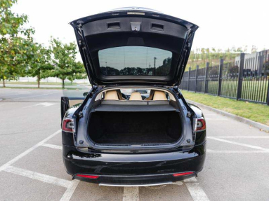 Купить Tesla Model S, 3.6, 2016 года с пробегом, цена 2790000 руб., id 20995