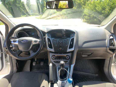 Купить Ford Focus, 1.6, 2013 года с пробегом, цена 750000 руб., id 20997