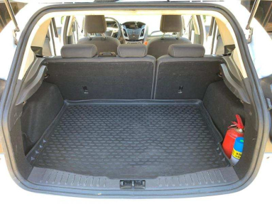 Купить Ford Focus, 1.6, 2013 года с пробегом, цена 750000 руб., id 20997