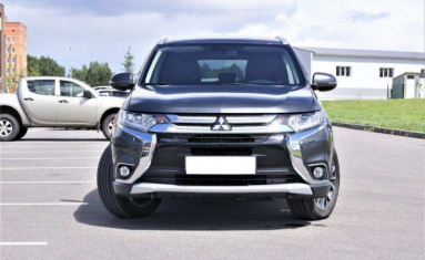 Купить Mitsubishi Outlander, 2.4, 2015 года с пробегом, цена 2350000 руб., id 20998