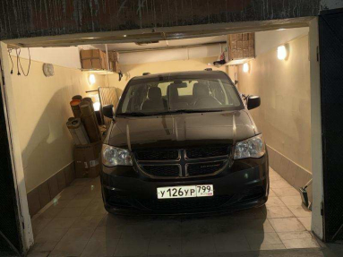 Купить Dodge Caravan, 3.6, 2019 года с пробегом, цена 2650000 руб., id 21005