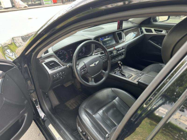 Купить Hyundai Genesis, 3.0, 2013 года с пробегом, цена 1350000 руб., id 21018