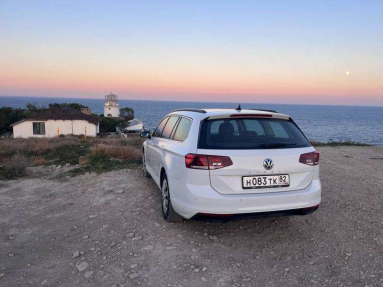 Купить Volkswagen Passat, 2.0, 2020 года с пробегом, цена 2700000 руб., id 21027