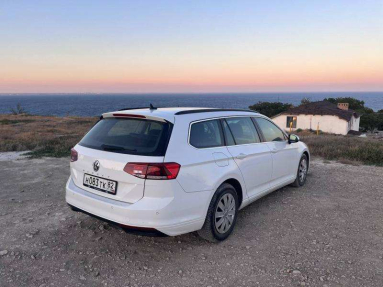 Купить Volkswagen Passat, 2.0, 2020 года с пробегом, цена 2700000 руб., id 21027