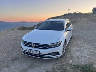 Купить Volkswagen Passat, 2.0, 2020 года с пробегом, цена 2700000 руб., id 21027