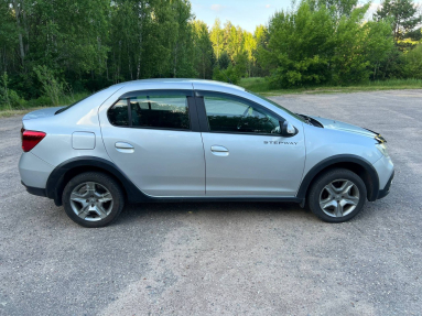 Купить Renault Logan, 1.6, 2021 года с пробегом, цена 725000 руб., id 21035
