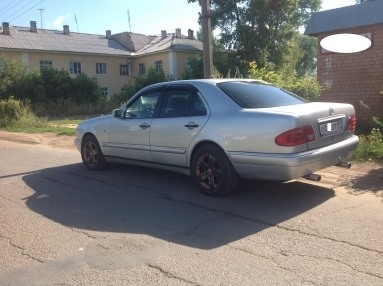 Mercedes-Benz E-klasse (W210), 2.8, 1998 года с пробегом, id 455