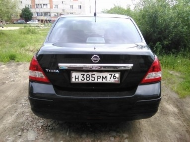 Купить Nissan Tiida Sedan, 1.6, 2007 года с пробегом, цена 430000 руб., id 4274