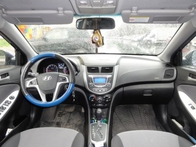 Купить Hyundai Solaris Hatchback, 1.6, 2013 года с пробегом, цена 490000 руб., id 4286