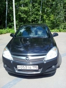 Купить Opel Astra H Sedan, 1.8, 2011 года с пробегом, цена 430000 руб., id 4381