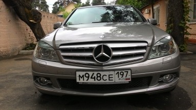 Купить Mercedes-Benz C-klasse, 1.8, 2009 года с пробегом, цена 795000 руб., id 4431