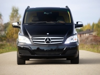 Купить Mercedes-Benz Viano, 3.5, 2013 года с пробегом, цена 8500000 руб., id 4439