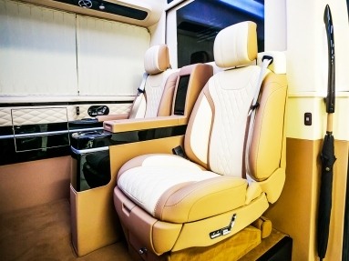 Купить Mercedes-Benz Sprinter, 3.0, 2014 года с пробегом, цена 16777215 руб., id 4446