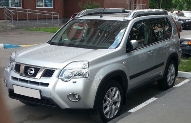 Купить Nissan X-Trail II, 2.5, 2011 года с пробегом, цена 1200000 руб., id 4502