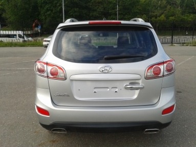 Купить Hyundai Santa Fe II, 2.2, 2011 года с пробегом, цена 957000 руб., id 4625