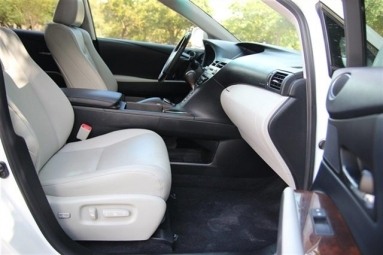 Купить Lexus RX III, 3.5, 2010 года с пробегом, цена 1000000 руб., id 4701