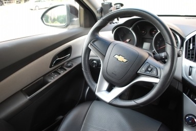 Купить Chevrolet Cruze, 1.6, 2013 года с пробегом, цена 570000 руб., id 4936