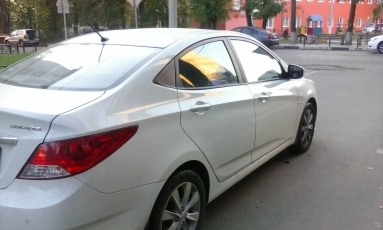 Купить Hyundai Solaris Sedan, 1.6, 2014 года с пробегом, цена 550000 руб., id 4951