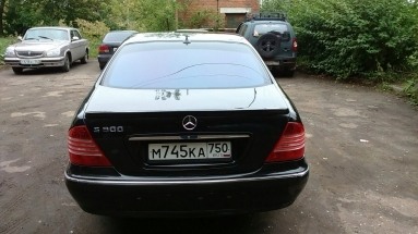 Купить Mercedes-Benz S-klasse (W220), 5.0, 2003 года с пробегом, цена 500000 руб., id 4970