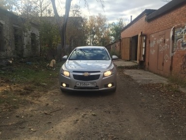 Купить Chevrolet Cruze, 1.8, 2012 года с пробегом, цена 600000 руб., id 5089