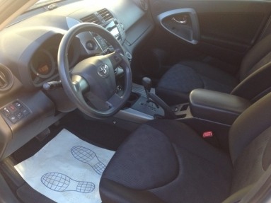 Купить Toyota RAV4, 2.0, 2012 года с пробегом, цена 1090000 руб., id 5169