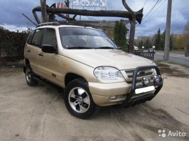 Купить Chevrolet Niva, 1.8, 2004 года с пробегом, цена 185000 руб., id 5314