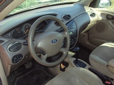 Купить Ford Focus Sedan (USA), 2.0, 2003 года с пробегом, цена 210000 руб., id 5325