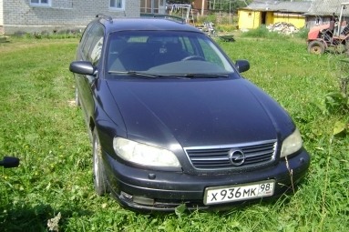 Купить Opel Omega B Caravan, 2.2, 2000 года с пробегом, цена 195000 руб., id 5406