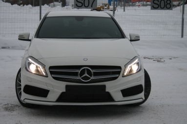 Купить Mercedes-Benz A-klasse, 1.6, 2014 года с пробегом, цена 1250000 руб., id 5578