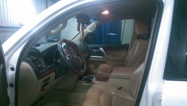 Купить Toyota Land Cruiser 200, 4.5, 2012 года с пробегом, цена 2600000 руб., id 5633