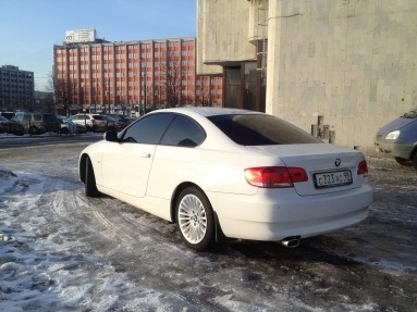 Купить BMW 3er, 2.0, 2010 года с пробегом, цена 800000 руб., id 5674