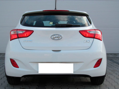 Купить Hyundai i30, 1.4, 2014 года с пробегом, цена 300000 руб., id 5693