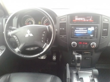 Купить Mitsubishi Pajero IV, 3.0, 2012 года с пробегом, цена 1400000 руб., id 5764