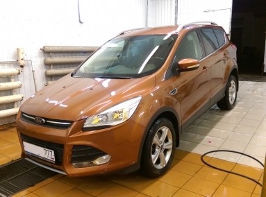 Купить Ford, 1.6, 2013 года с пробегом, цена 1050000 руб., id 5789