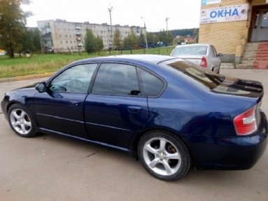 Купить Subaru Legacy, 2.0, 2005 года с пробегом, цена 475000 руб., id 5842