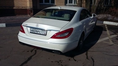 Купить Mercedes-Benz, 3.5, 2012 года с пробегом, цена 2200000 руб., id 5843