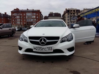 Купить Mercedes-Benz E-klasse Coupe (C124), 2.0, 2013 года с пробегом, цена 1590000 руб., id 5869