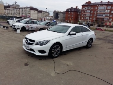 Купить Mercedes-Benz E-klasse Coupe (C124), 2.0, 2013 года с пробегом, цена 1590000 руб., id 5869