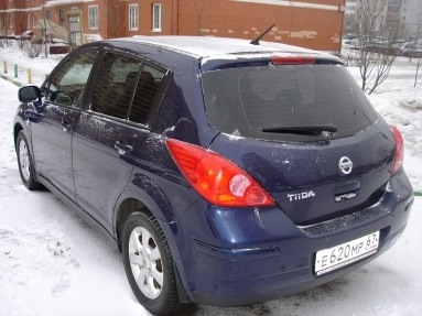 Купить Nissan Tiida Hatchback, 1.6, 2008 года с пробегом, цена 390000 руб., id 5877