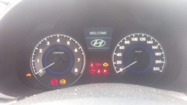 Купить Hyundai Solaris Sedan, 1.6, 2012 года с пробегом, цена 450000 руб., id 5895