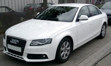 Купить Audi A4 (B8), 1.8, 2010 года с пробегом, цена 710000 руб., id 5951