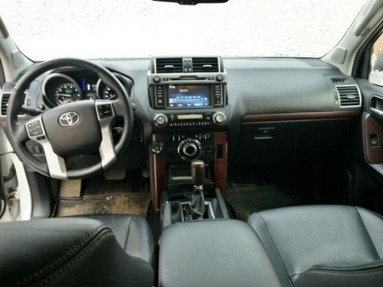 Купить Toyota Land Cruiser, 4.0, 2014 года с пробегом, цена 2390000 руб., id 5952