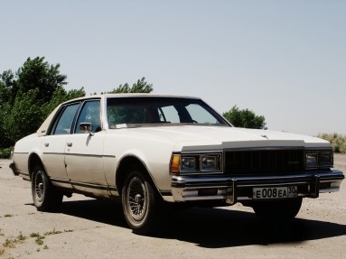 Купить Chevrolet Caprice, 4.3, 1979 года с пробегом, цена 300000 руб., id 6020