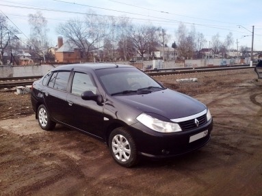 Купить Renault Symbol, 1.4, 2010 года с пробегом, цена 330000 руб., id 6024