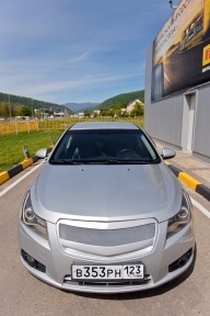 Купить Chevrolet Cruze, 1.8, 2011 года с пробегом, цена 470000 руб., id 6053