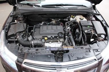 Купить Chevrolet Cruze, 1.4, 2014 года с пробегом, цена 745000 руб., id 6065