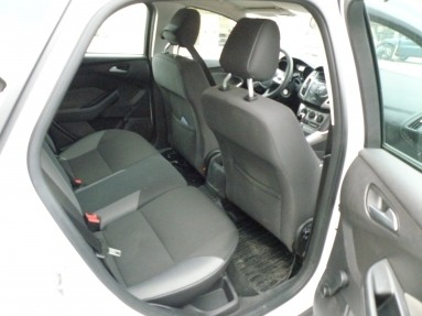 Купить Ford Focus Hatchback III, 1.6, 2012 года с пробегом, цена 480000 руб., id 6023