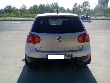 Купить Volkswagen Golf V Variant, 1.6, 2005 года с пробегом, цена 359000 руб., id 6129